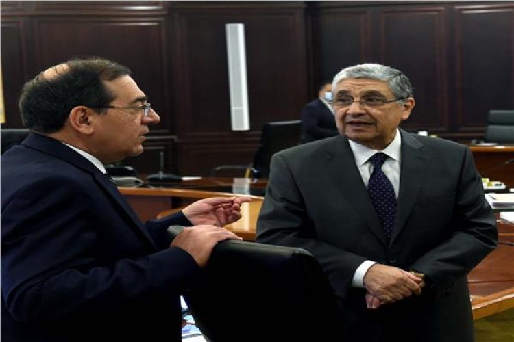 خاص| مصدر يكشف كواليس اجتماع وزيري الكهرباء والبترول لمناقشة أزمة «انقطاع الكهرباء»