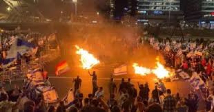 باحث يتوقع «انقلاب عسكري» فى إسرائيل خلال الأيام القادمة