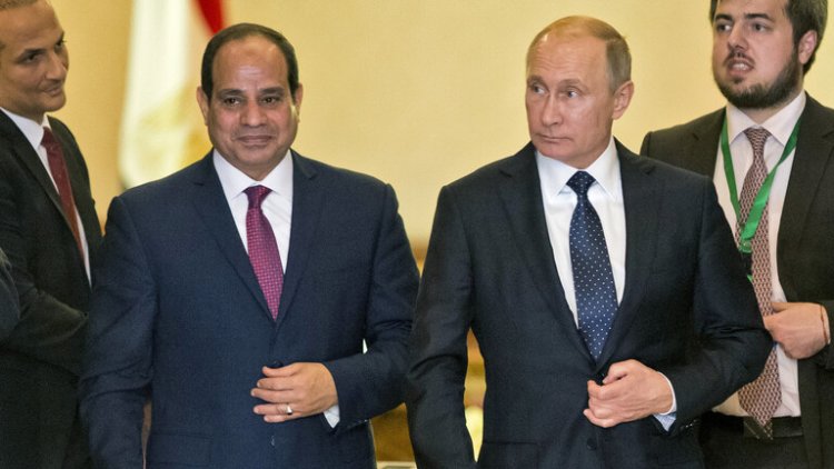 الرئيس السيسي يتوجه إلى بطرسبورغ.. ولقاء مرتقب مع بوتين