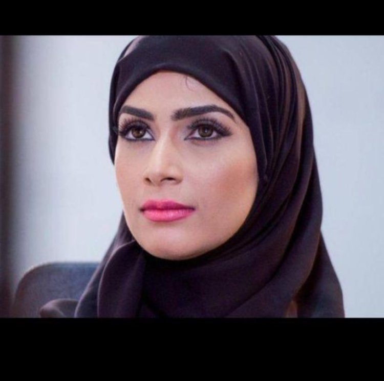 وفاة الشاعرة العمانية هلاله الحمداني التي شاركت في برنامج «شاعر المليون» بأبوظبي