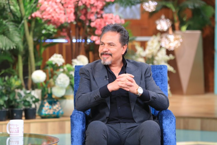 محمد رياض: «لن أعيش في جلباب أبي كان حالة اجتماعية»