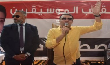 مصطفى كامل: مُنتظر أعرف عنوان إيمان البحر درويش عشان أسأل عليه