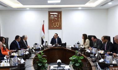 رئيس الوزراء يستعرض إجراءات تفعيل التعاون بين مصر وإيطاليا