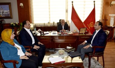 محافظ بورسعيد يتابع مستجدات المنظومة الصحية بالمحافظة