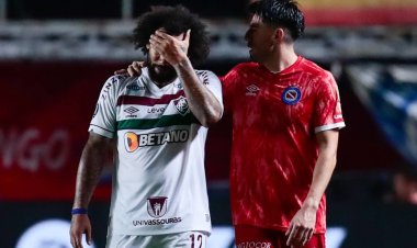 بعد تسببه في كسر ركبته وبكاءه.. مارسيلو يوجه رسالة لمدافع "أرجنتينوس"