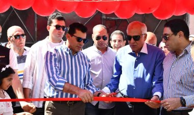 وزير الشباب ومحافظ الجيزة يفتتحان عددًا من المشروعات بـ «مركز شباب الكوم الأخضر»