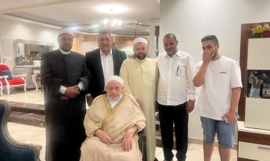 «بصحة جيدة».. حقيقة وفاة أحمد عمر هاشم