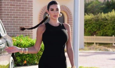 على طريقة جورجينا.. ياسمين صبري تستعرض أنوثتها بهذه الإطلالة