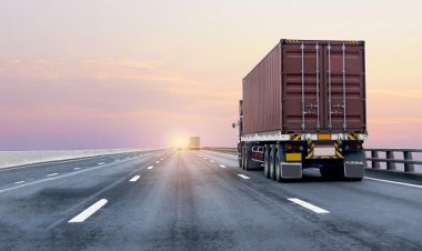 أستاذ تمويل: نجاح تجارة الترانزيت بسبب موقع الأردن بين مصر والعراق