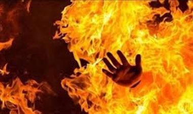شاب يشعل النيران في ميكانيكي بالدقهلية