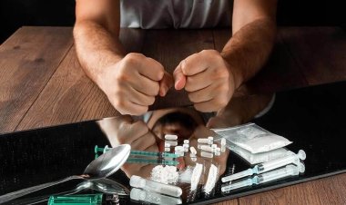 استشاري نفسي: المخدرات المصنعة تدفع المتعاطي لقتل عائلته