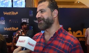 الفنان محمود حافظ لـ«العاصمة»: «شقيت كتير من أيام المعهد علشان ابقى ناجح»