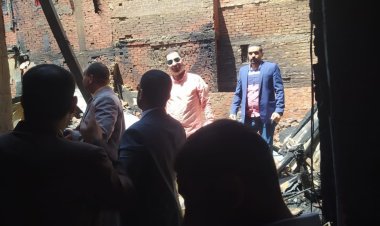 عاجل| النيابة الإدارية تعاين موقع حريق ورشة تصنيع أثاث بدمياط (صور)