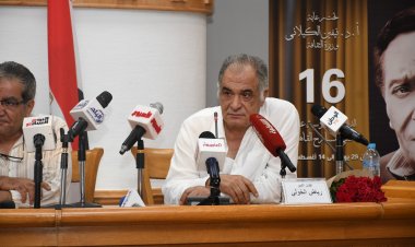 رياض الخولي: «عندي إيمان بما أقدمه.. وأمي كانت بتدعيلي في كل صلاة»