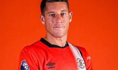 لاعب تشيلسي السابق ينتقل إلى «لوتون تاون»