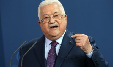الرئيس الفلسطيني يحيل 12 محافظا إلى التقاعد