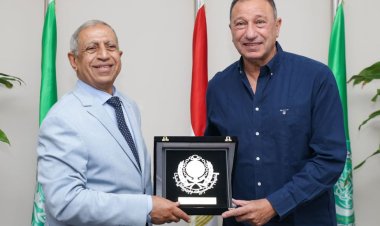 لبحث استضافتها لمعسكر الأهلي.. الخطيب يزور الأكاديمية البحرية