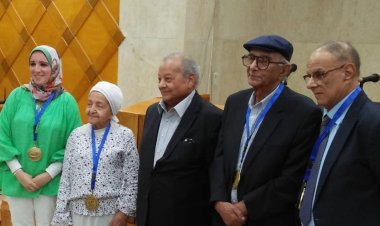 اتحاد المنتجين العرب يمنح أوسمة لرموز إذاعة «صوت العرب»