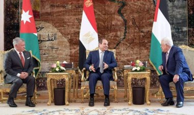 سفير فلسطين بمصر: الرئيس أبو مازن سيشارك في أعمال القمة الثلاثية المصرية الأردنية الفلسطينية