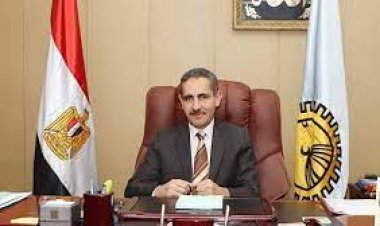 محافظ الغربية يعقد اجتماع مع رؤساء المراكز والمدن والأحياء