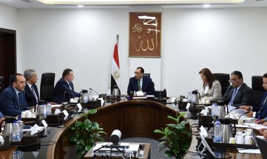 «مدبولي» يتابع التيسيرات والمحفزات للمصريين بالخارج في مختلف القطاعات