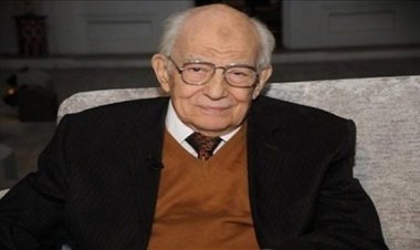 رشوان توفيق يرد على شائعة وفاته: «واخد على كده.. وكلنا هنموت»