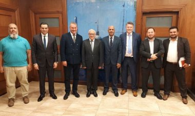 محافظ بورسعيد يستعرض مستجدات إقامة محطتيين معالجة صرف صناعي