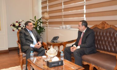 وزير التنمية المحلية يتابع مع محافظ شمال سيناء المشروعات التنموية