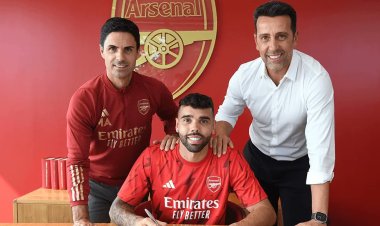 رسميًا.. أرسنال يضم ديفيد رايا من برينتفورد