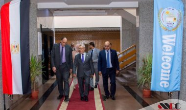 رئيس جامعة طنطا يفتتح معامل رقمية جديدة بكلية التجارة