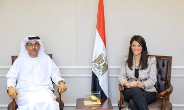 وزيرة التعاون الدولى تعقد اجتماعًا مع رئيس اللجنة التنفيذية لمكتب أبوظبي للصادرات