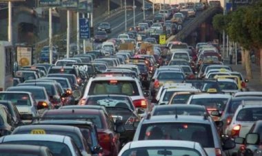 النشرة المرورية.. كثافات بشوارع وميادين القاهرة والجيزة