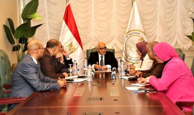 وزير التعليم يوجه بوضع نماذج استرشادية لامتحانات الصفوف المختلفة لمساعدة الطلاب