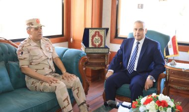 محافظ سوهاج يستقبل مساعد وزير الدفاع لمناقشة موقف مشروعات ”حياة كريمة”
