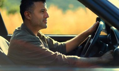 شيخ العرب ومش سليم.. حمزة نمرة يفاجئ جمهوره من جديد (فيديو)