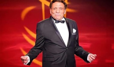 رامي إمام يكشف تفاصيل حالة عادل إمام الصحية وشرطه للعودة إلى التمثيل