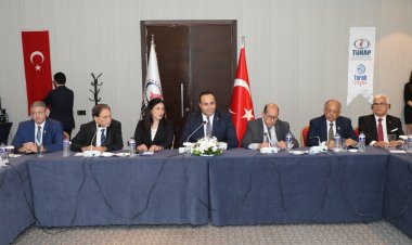 رئيس جمعية البلدان التركية والعربية يشيد بالتجربة المصرية في الإصلاح الصحي الشامل 
