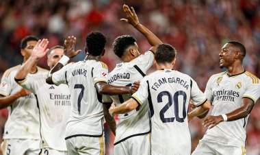 عودة فينيسيوس وكارفخال.. قائمة ريال مدريد الرسمية أمام لاس بالماس