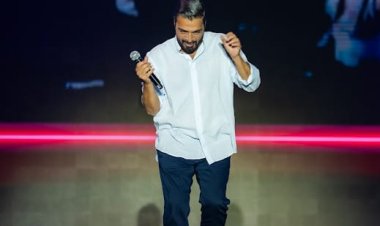 حميد الشاعري ونجوم التسعينات يشعلون حفل "كاسيت 90" بجدة