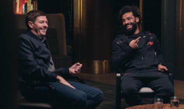 جيرارد يهنئ لمحمد صلاح بعد إنجازه أمام بورنموث