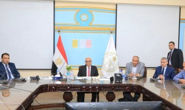 وزير التربية يتابع امتحانات الدور الثانى لطلاب الثانوية العامة للعام الدراسي
