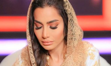 «عزيزي الحجاب اشتقت اليك».. بسمة وهبة تثير الجدل بصورة لها بالحجاب