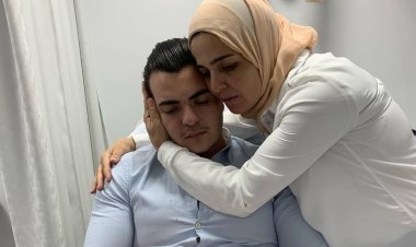 «سجدت لله شكراً».. منى عبد الغني تروى تفاصيل نجاة ابنها من الموت