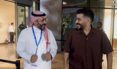 بعد مطالبات السوشيال ميديا.. أحمد كامل يصل إلى جدة استعدادًا لحفل «ليلة الدموع»