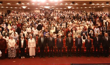 طب بنات الأزهر بالقاهرة تحتفل بتخريج الدفعة 51 «طبيبات المستقبل»