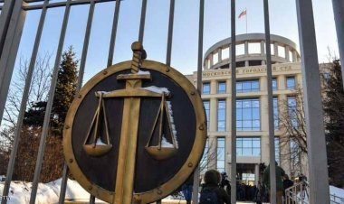 روسيا تمدد اعتقال صحفي أميركي بتهمة التجسس