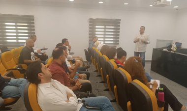شارك به «3» نوَّاب.. «التنسيقية» تطلق برنامجاً تدريبياً مكثفاً لـ«شباب السياسيين»