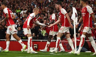 أرسنال يفشل في الفوز على فولهام ويتصدر الدوري الإنجليزي مؤقتًا