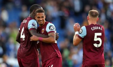 وست هام يهزم برايتون ويتصدر مؤقتًا ترتيب الدوري الإنجليزي