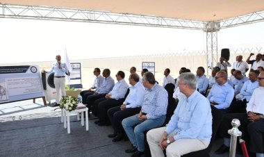 وزير البترول يتفقد أرض مشروعات البتروكيماويات الجديدة بالعلمين